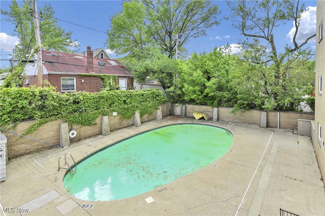 Waverly House Condo - Residential