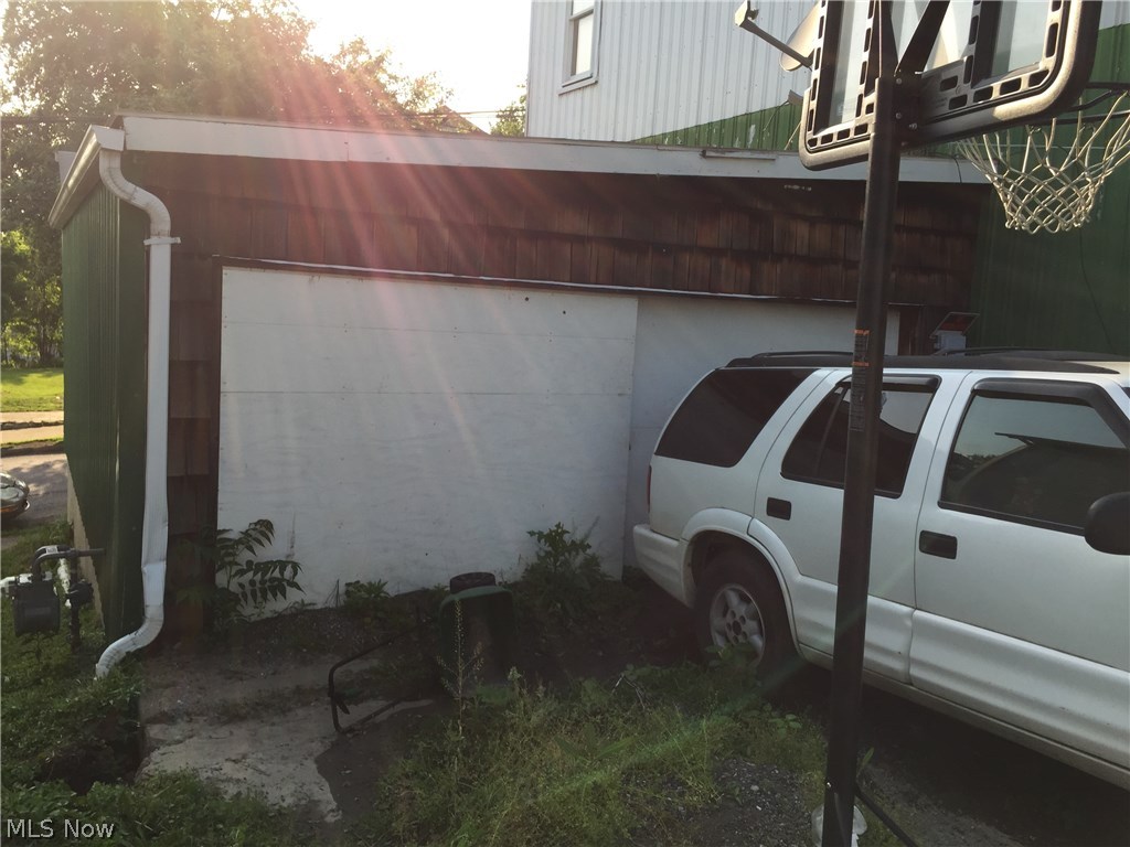 Bradshaw Add - Residential Income