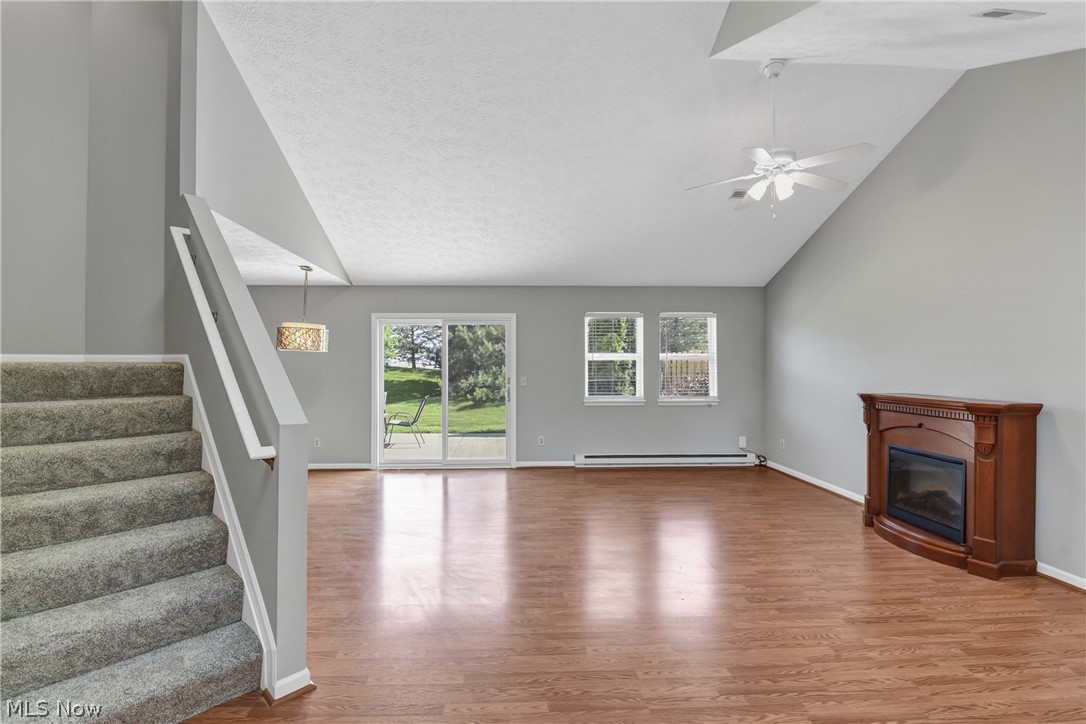Medina Gdns/Lk Ph 09 - Residential