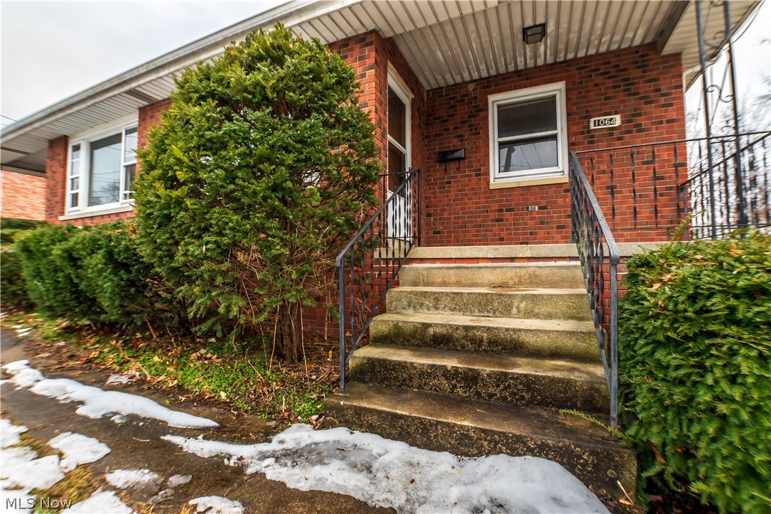 Summit Hill - Residential Income
