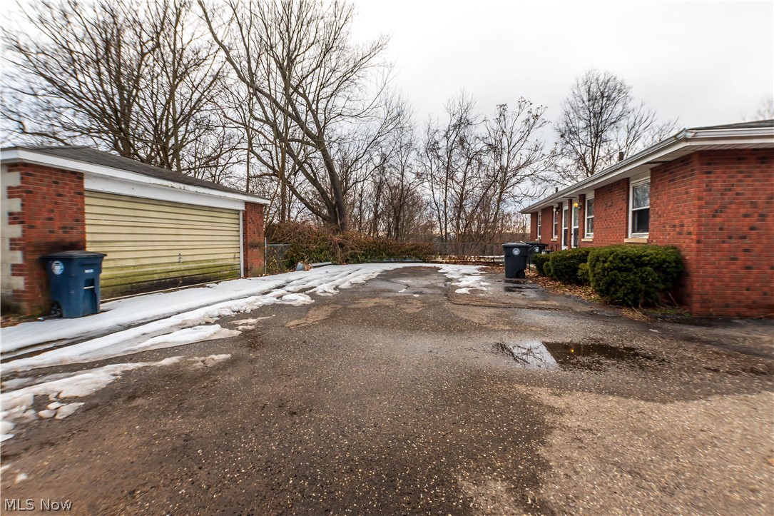 Summit Hill - Residential Income
