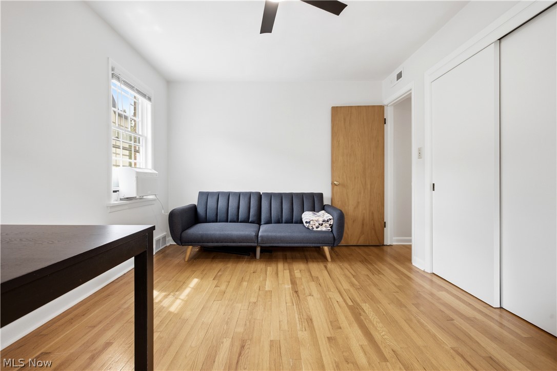 Kenilworth Gardens Condo - Residential