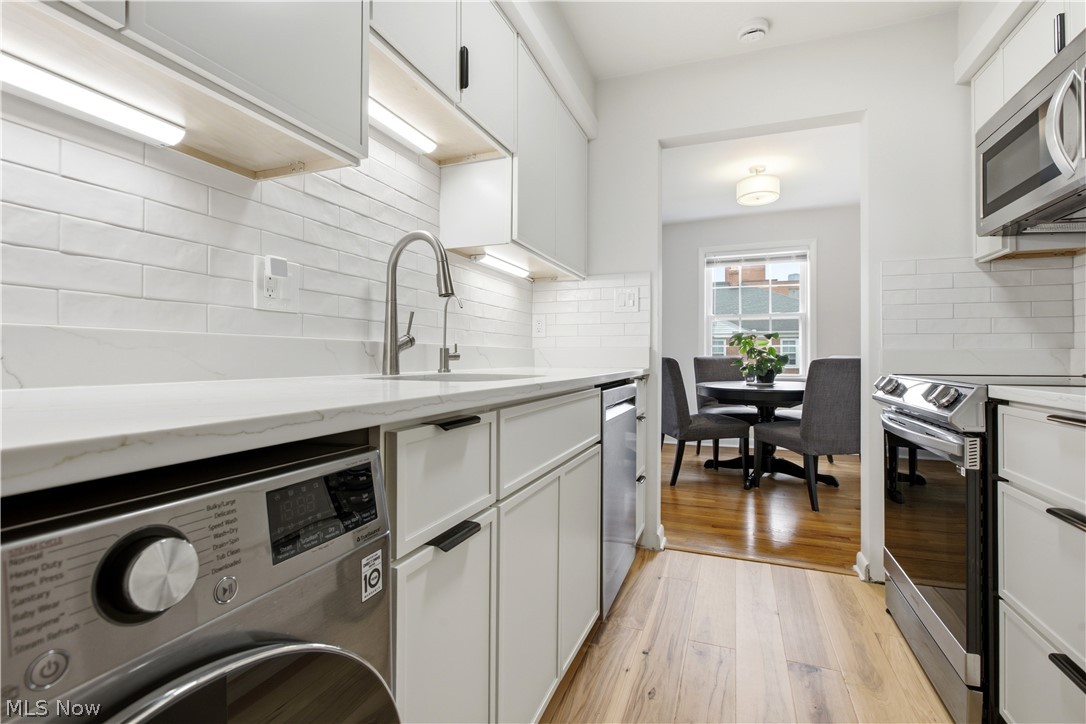 Kenilworth Gardens Condo - Residential