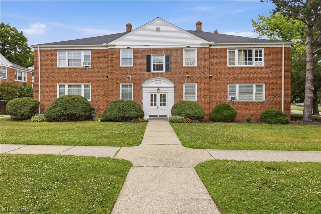 Kenilworth Gardens Condo - Residential