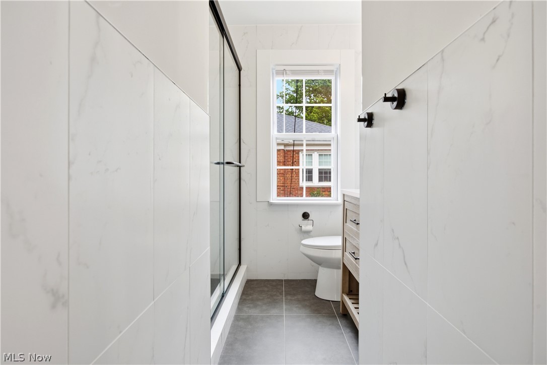 Kenilworth Gardens Condo - Residential