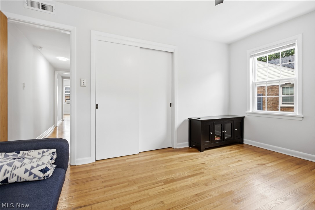 Kenilworth Gardens Condo - Residential