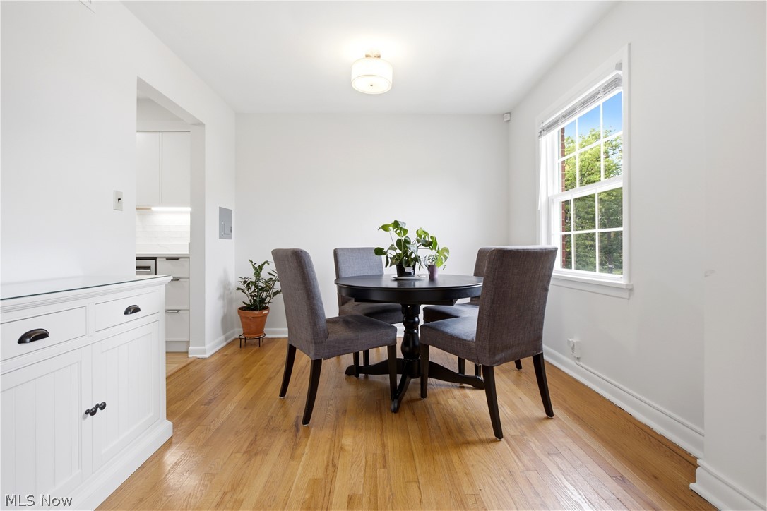 Kenilworth Gardens Condo - Residential