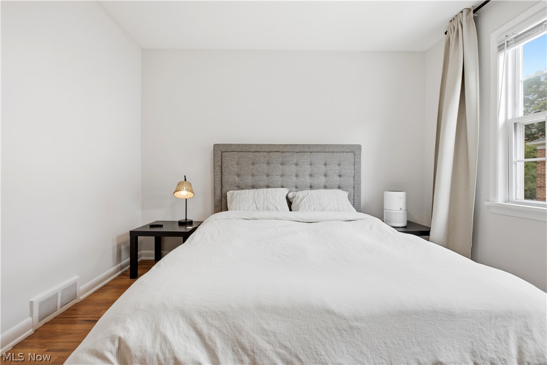 Kenilworth Gardens Condo - Residential