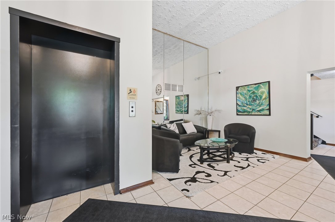West Blvd Condo - Residential
