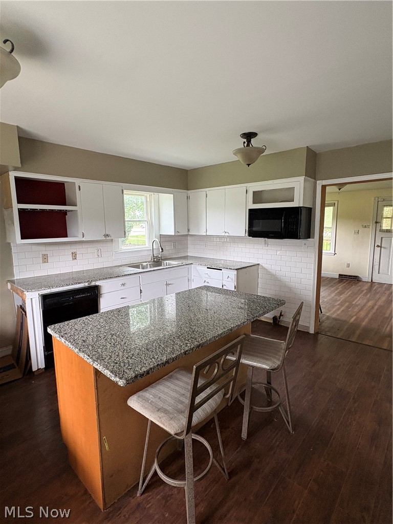 Village/Canfield - Residential
