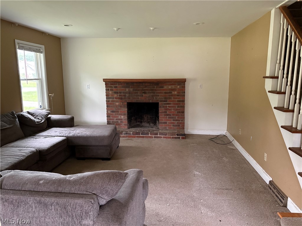 Village/Canfield - Residential