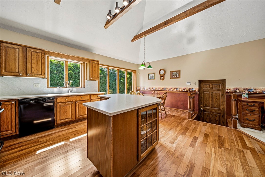 Ridgebury Garden Estate - Residential