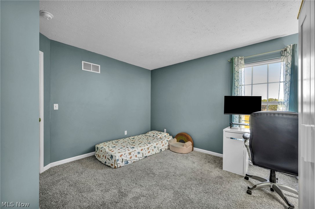 Deerfield Mdws 32 - Residential