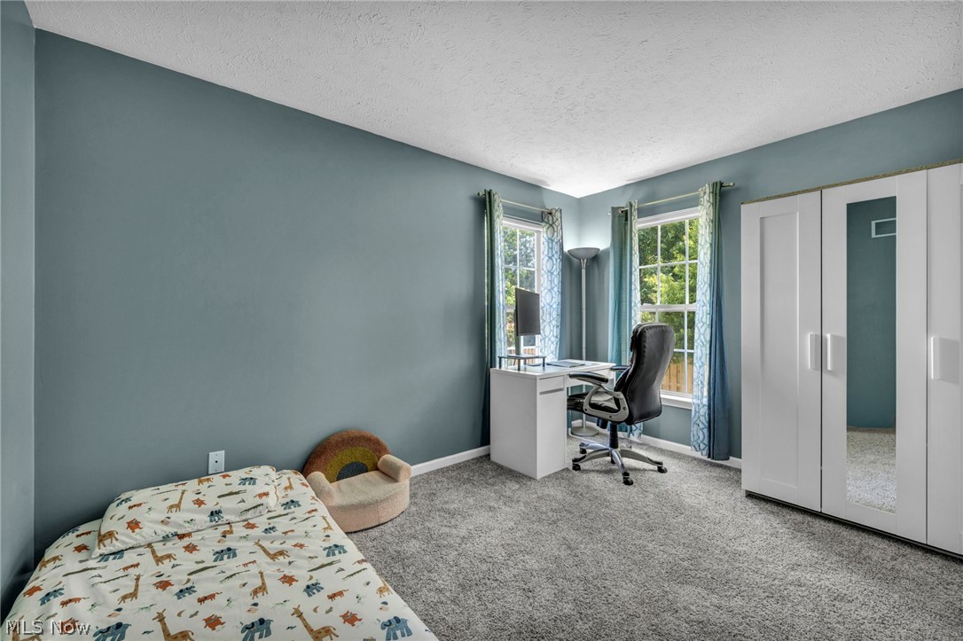 Deerfield Mdws 32 - Residential