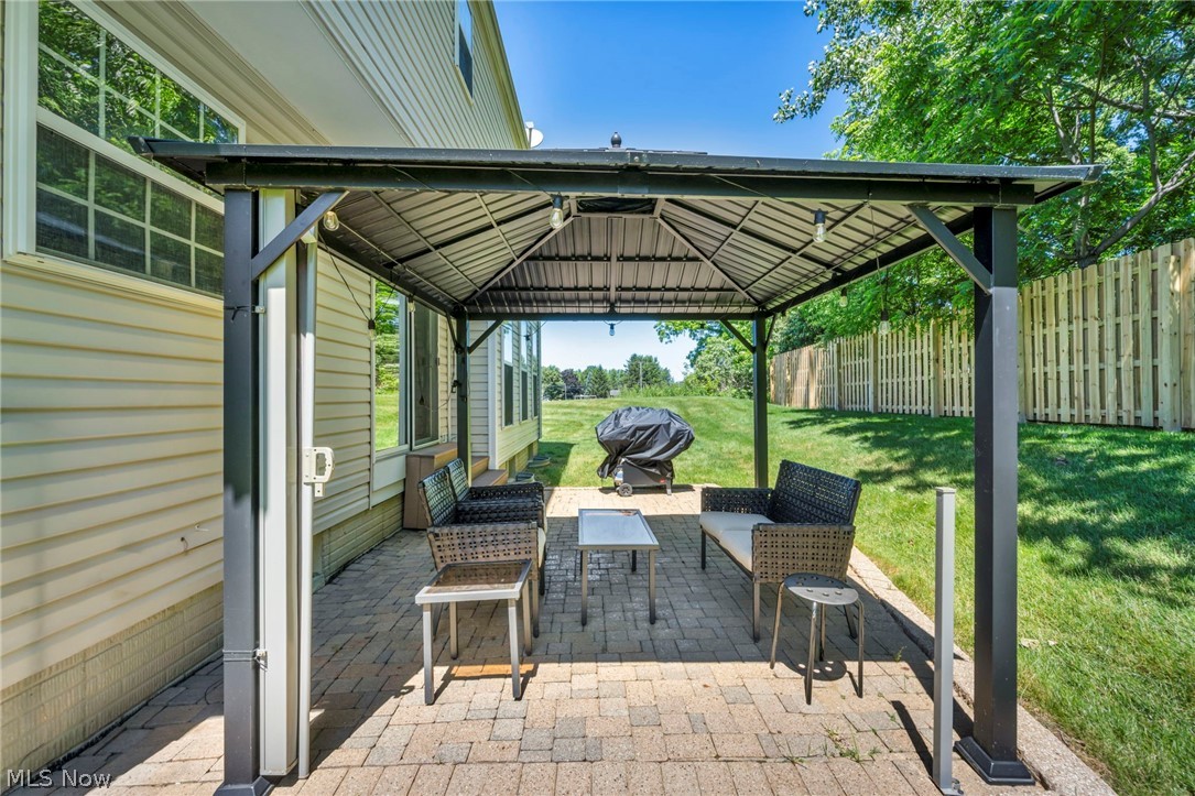 Deerfield Mdws 32 - Residential