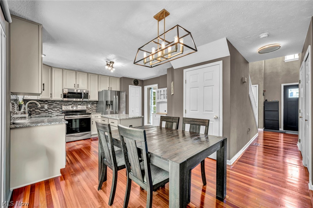 Deerfield Mdws 32 - Residential