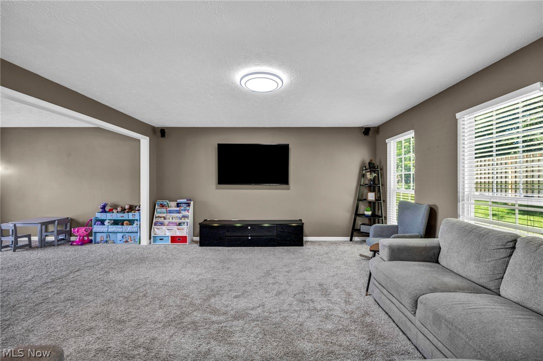 Deerfield Mdws 32 - Residential