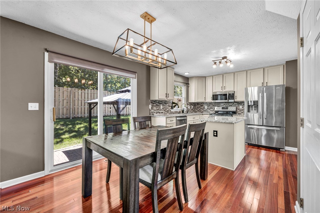 Deerfield Mdws 32 - Residential