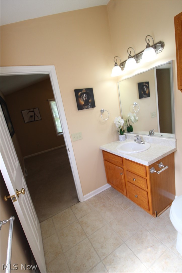Hedgerow Condos - Residential