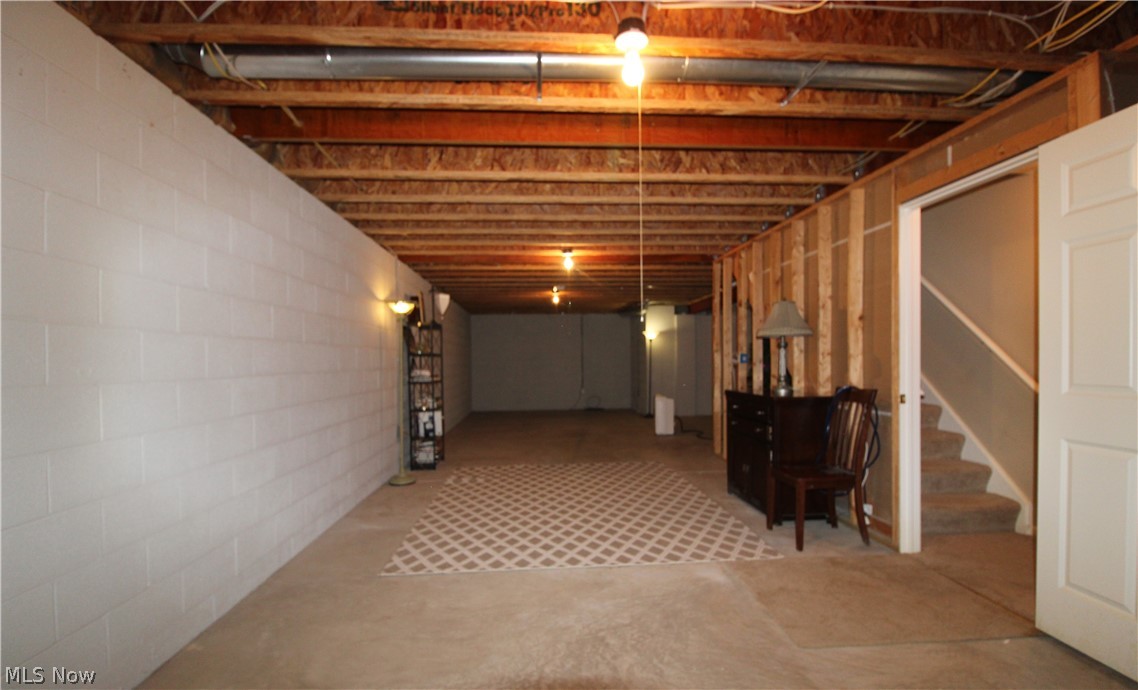 Hedgerow Condos - Residential