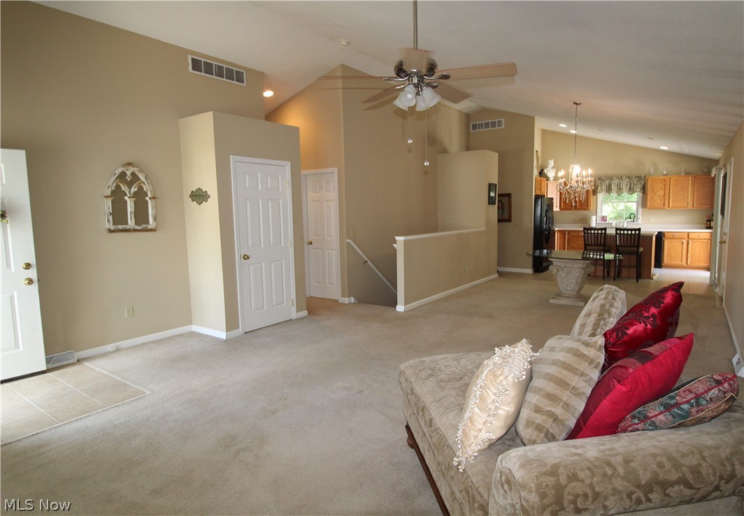 Hedgerow Condos - Residential