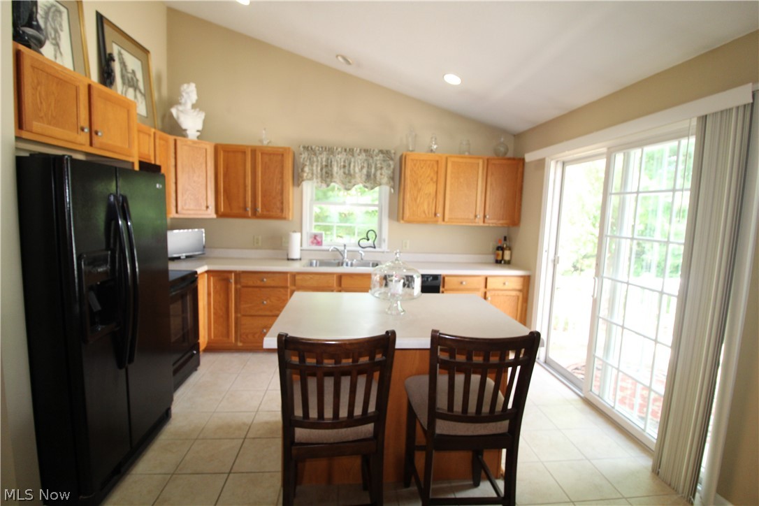 Hedgerow Condos - Residential