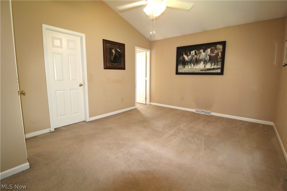 Hedgerow Condos - Residential