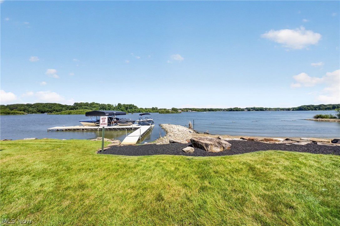 Aurora Shores Condo - Residential