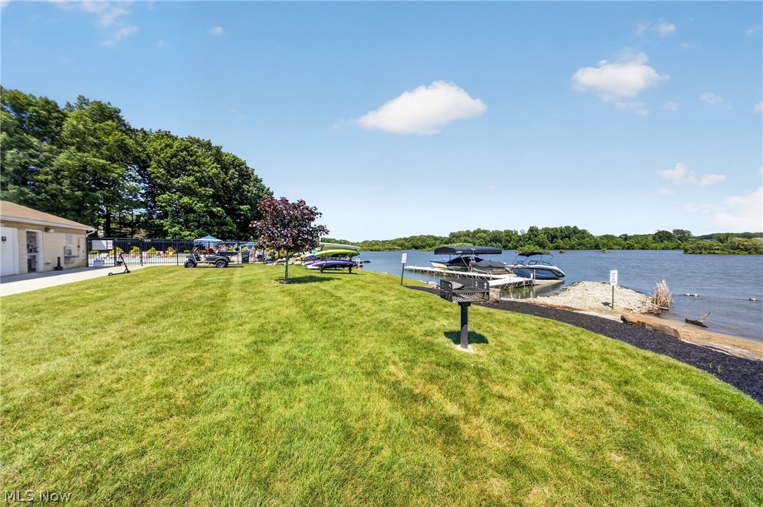 Aurora Shores Condo - Residential