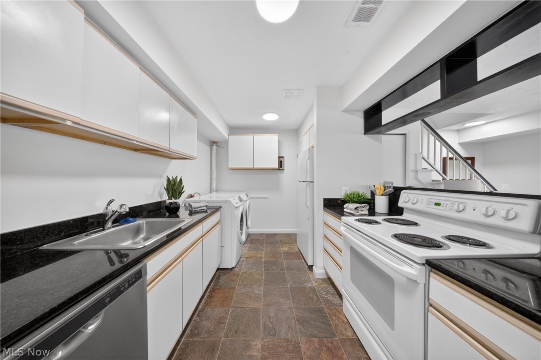 Aurora Shores Condo - Residential