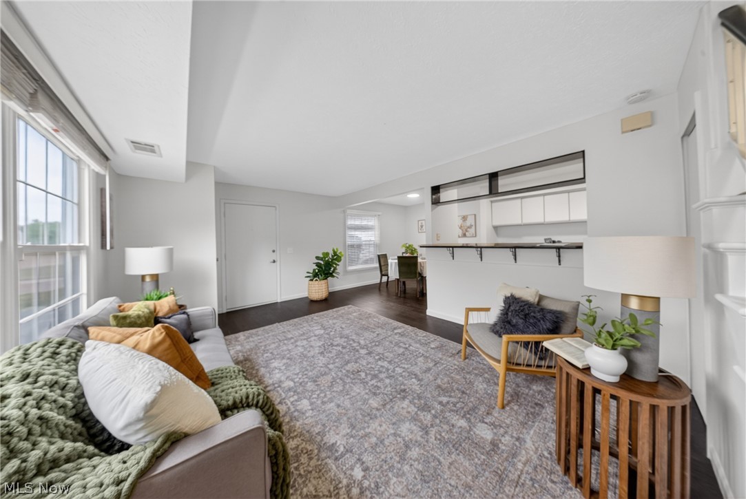 Aurora Shores Condo - Residential