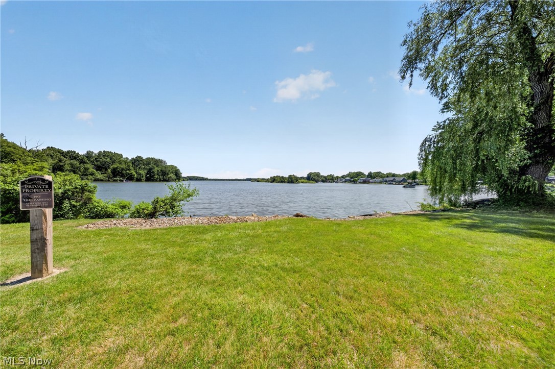 Aurora Shores Condo - Residential
