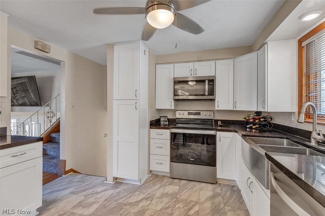 Bedford Colony Club Apts - Residential