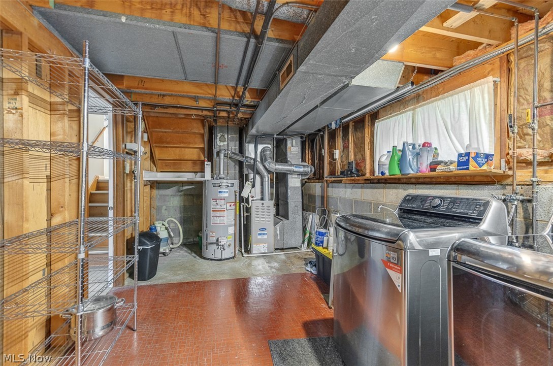 Bedford Colony Club Apts - Residential