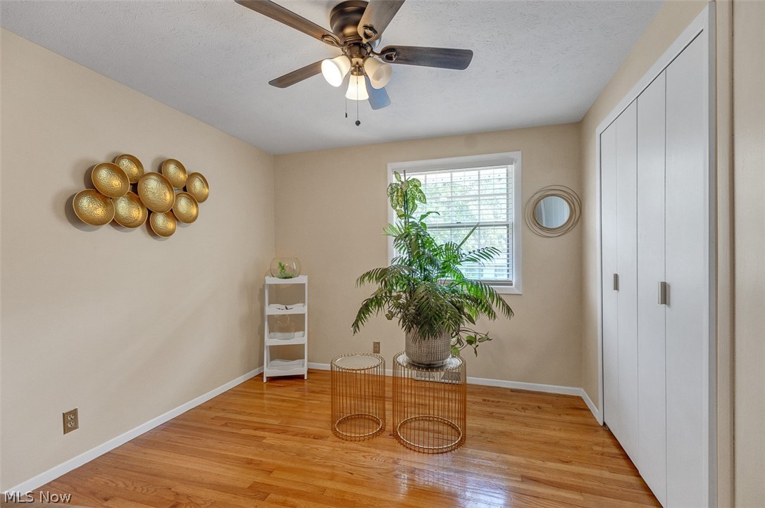Bedford Colony Club Apts - Residential