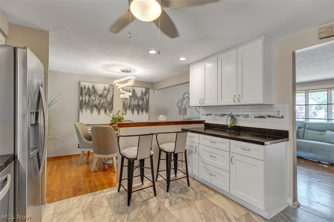 Bedford Colony Club Apts - Residential