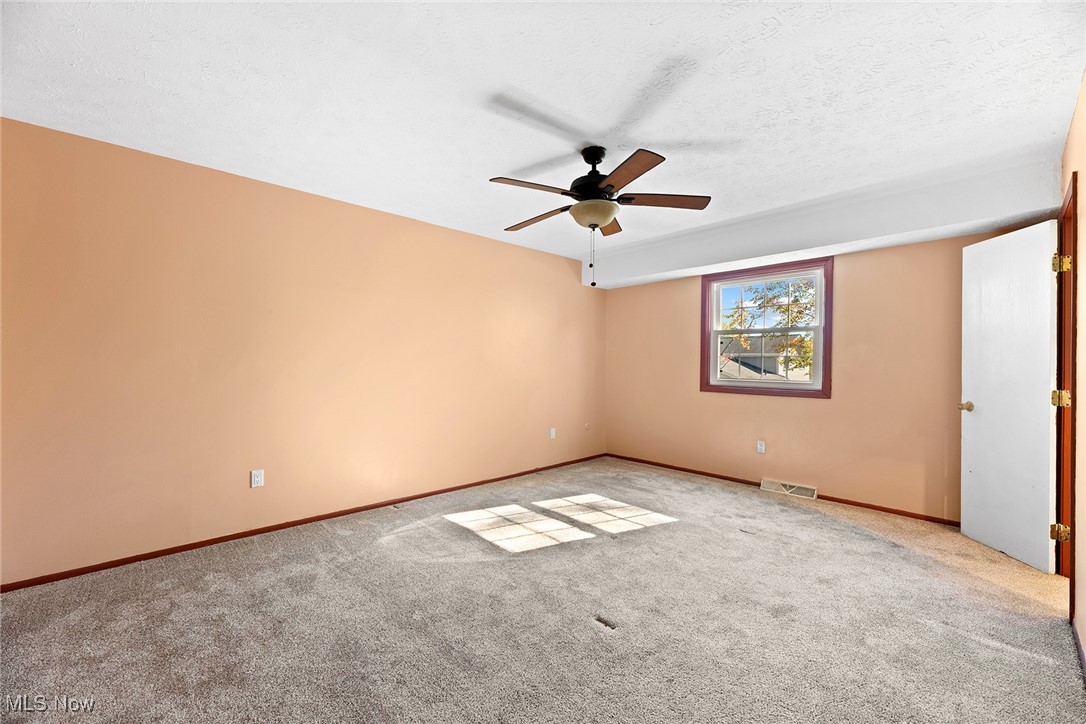 Boston Knolls - Residential
