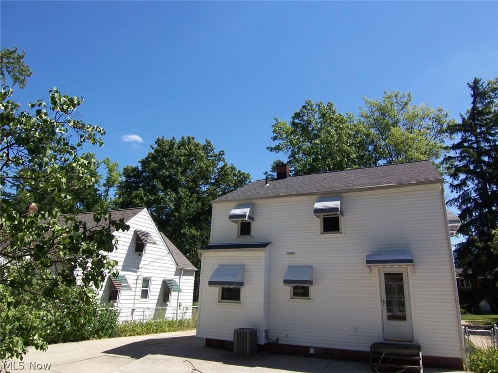 Lyndhurst Manor - Residential
