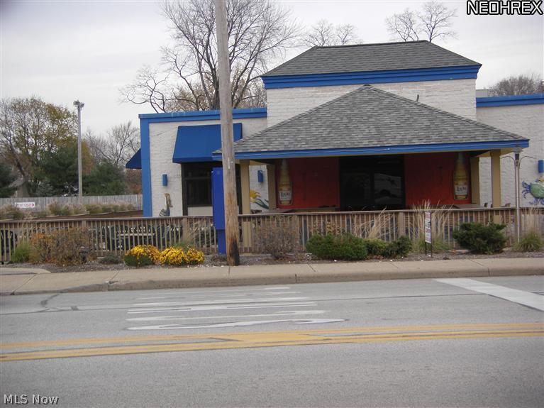 Mentor View 02 - Commercial Sale