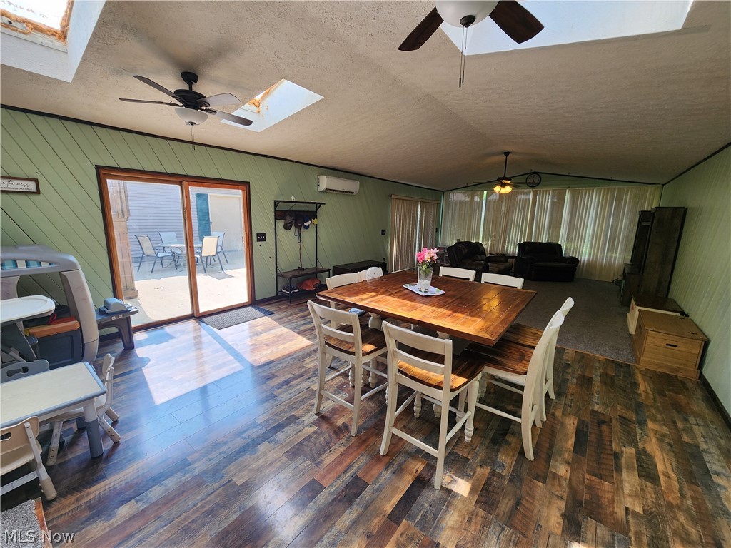 Sherwood Acres - Residential