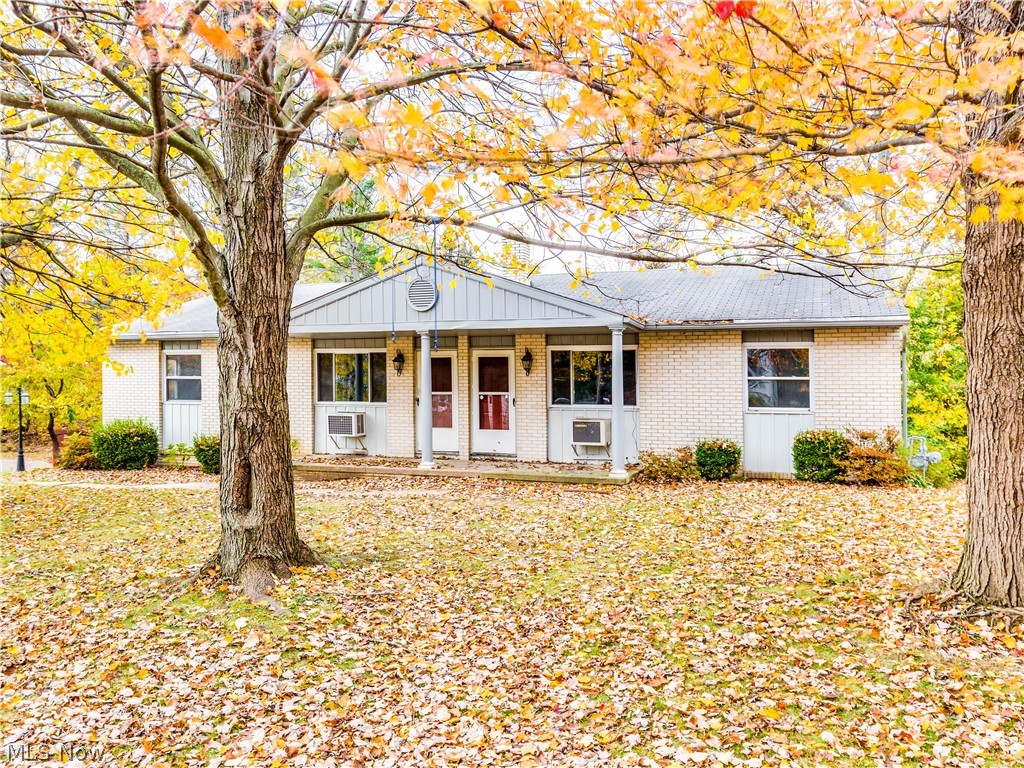 Located in Stow, Ohio. 1/2 of a duplex featuring private parking, garage indoors full basement with laundry hookups, eat in kitchen living room, and 2 bedrooms. Close to shopping, schools, parks and area entertainment. Call today to set up your viewing.