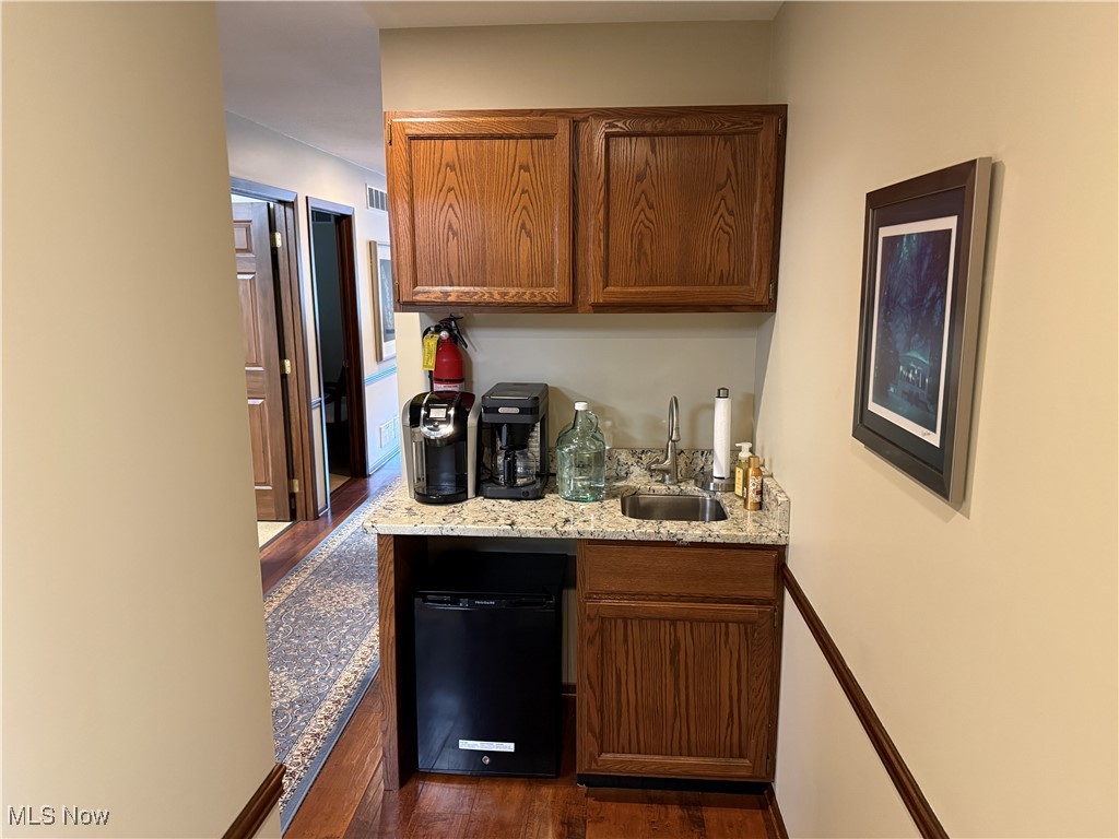 Trailwood Executive Center Condo - Commercial Sale