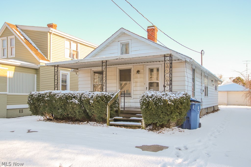 This 3 bed 1 bath home is a great rehab investment opportunity. Property needs a full rehab, but has tons of potential value! The house has aluminum siding, a detached 1.5 car garage and central air. There's a living room, dining room, eat-in kitchen, full basement and covered front porch as well. Create value by adding this investment to your portfolio today!