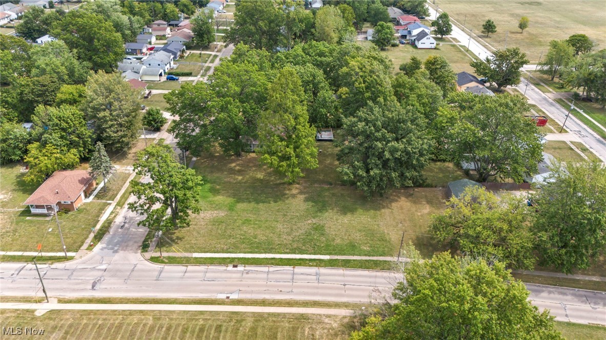 Pole & Reeves City Acres Add - Land