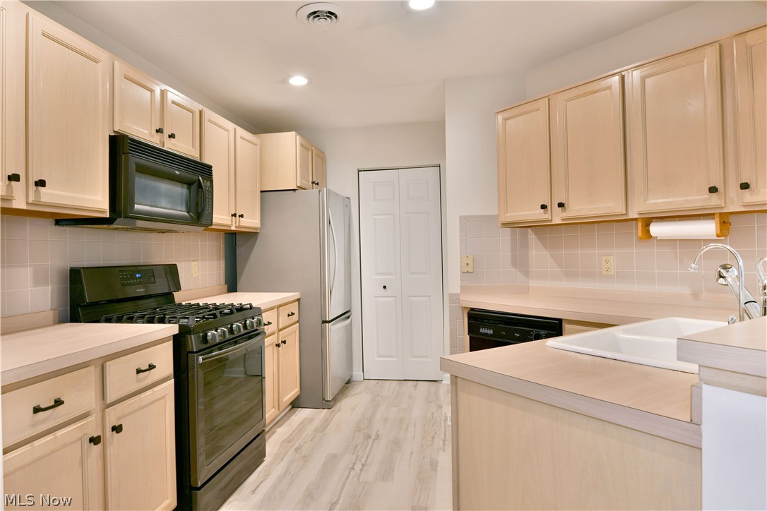 Spring Run Condos Ph 3 Bldg 6 - Residential