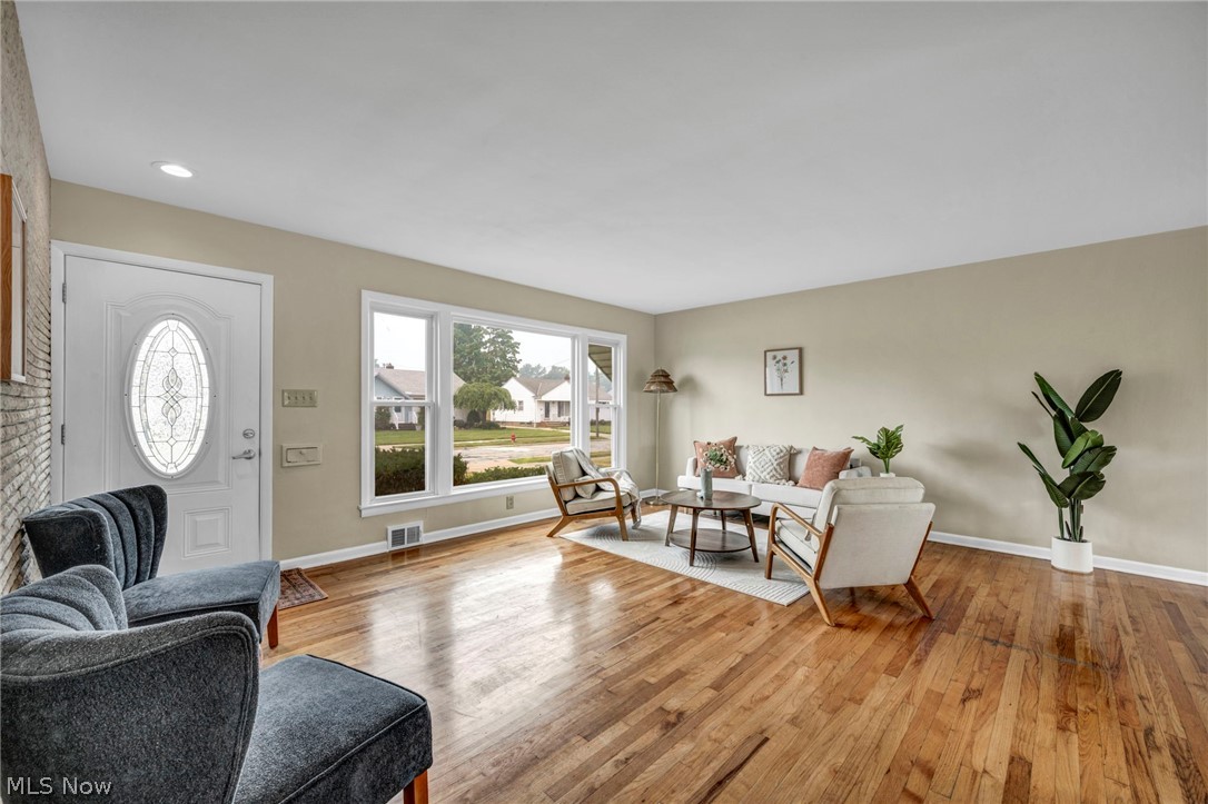 East Side & Land Cos Lander G - Residential