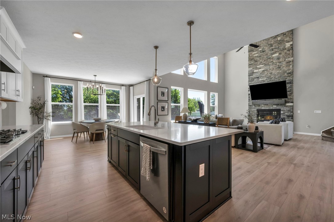 Golden Estates - Residential