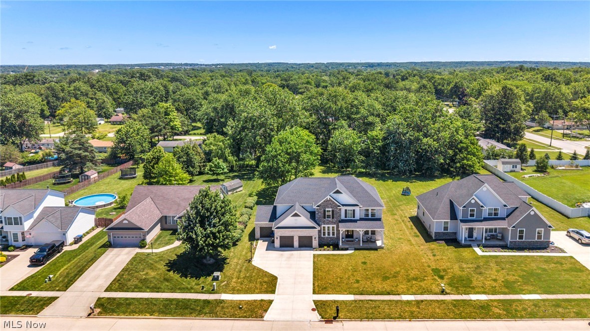 Golden Estates - Residential