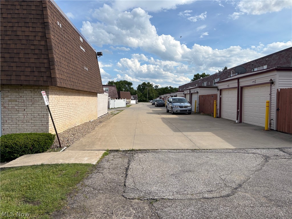 Oxford Heights Condo - Residential
