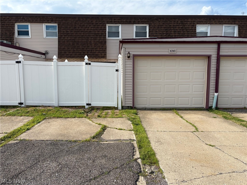 Oxford Heights Condo - Residential
